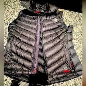 EUC black North Face summit series down puffer vest
